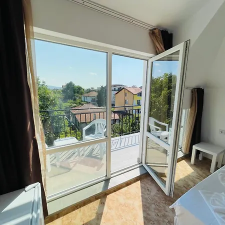 Apartments Lozenets *