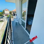Apartments Lozenets *
