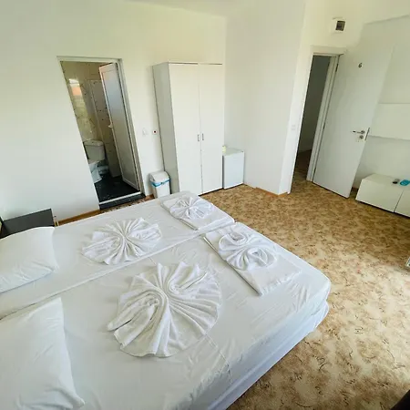 アパート Apartments Lozenets